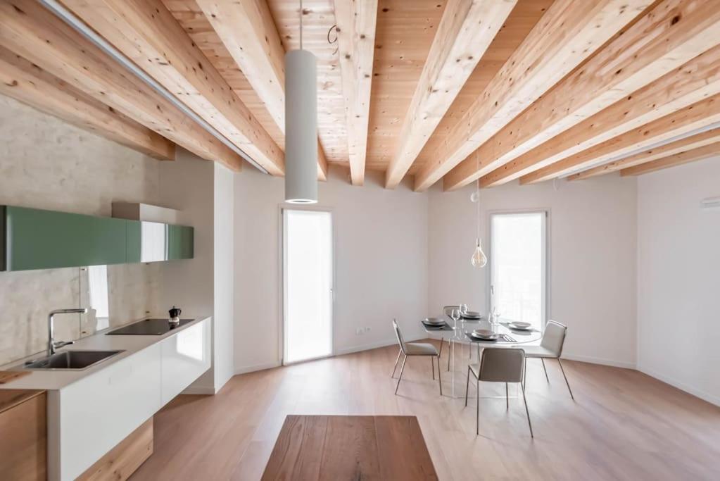 Palazzo '900 Design Flats - Il Gran Salone Apartment ปาโดวา ภายนอก รูปภาพ