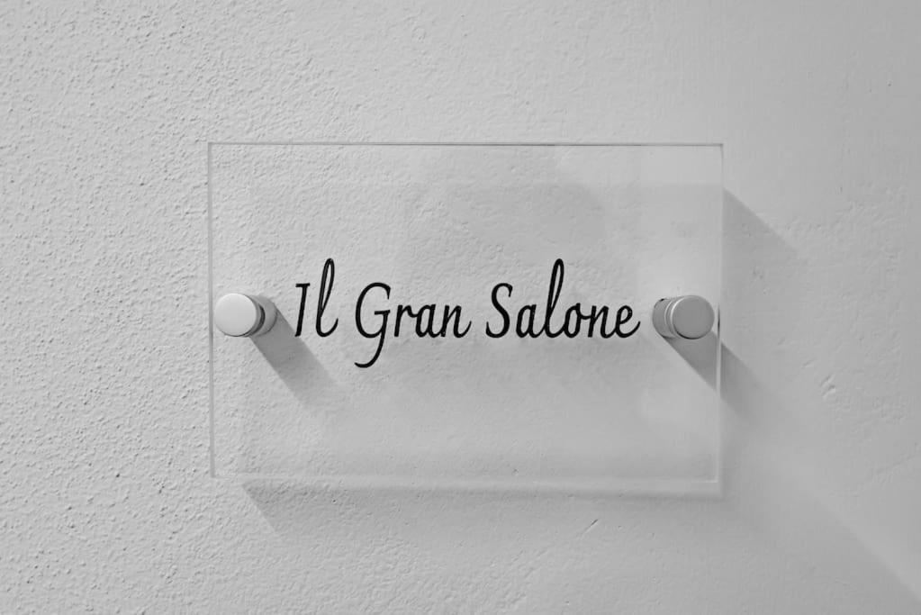 Palazzo '900 Design Flats - Il Gran Salone Apartment ปาโดวา ภายนอก รูปภาพ
